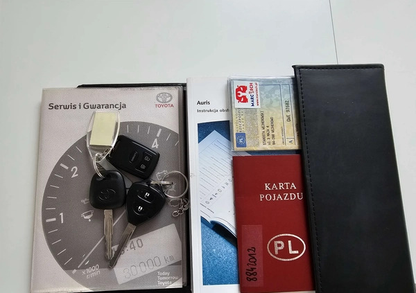 Toyota Auris cena 25900 przebieg: 188315, rok produkcji 2012 z Chocianów małe 352